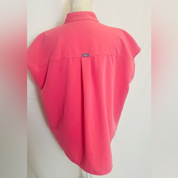 FIGS Rafaela Oversized Scrub Top - Bubblegum Pink - Picture 4 of 8